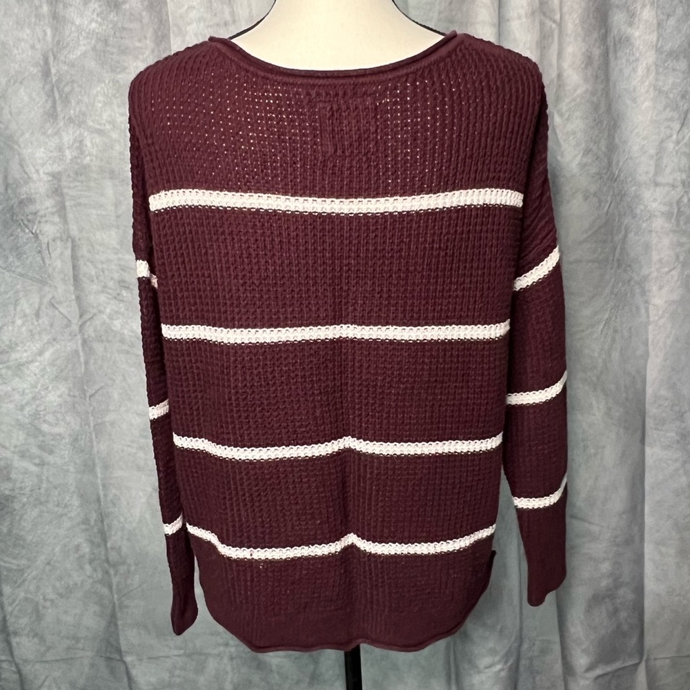 Hollister Burgundy & White Striped Long Sleeve Sweater - size Small - Picture 5 of 9